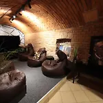 - Krakhouse Lägenhetshotell Kraków