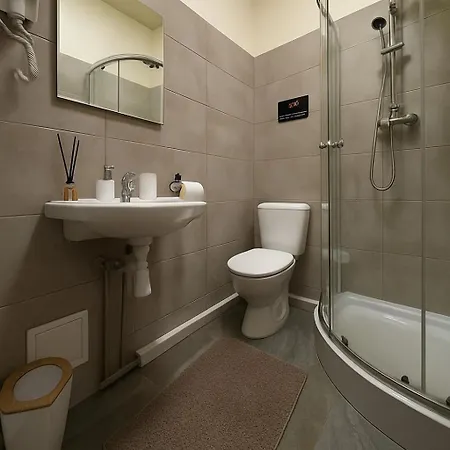 - Krakhouse Lejlighedshotel