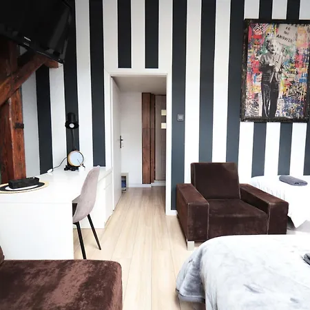 - Krakhouse شقة فندقية