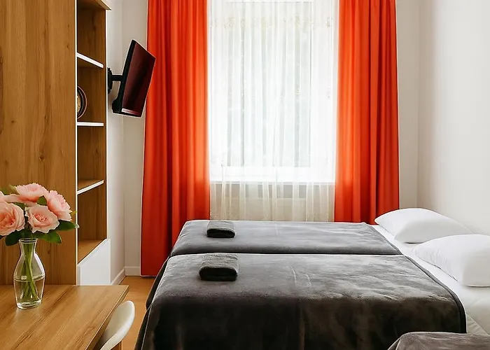 - Krakhouse * Kraków