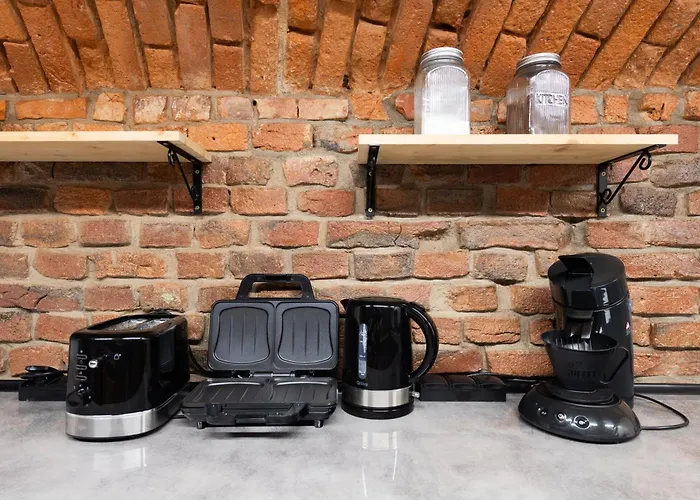 - Krakhouse * Krakow