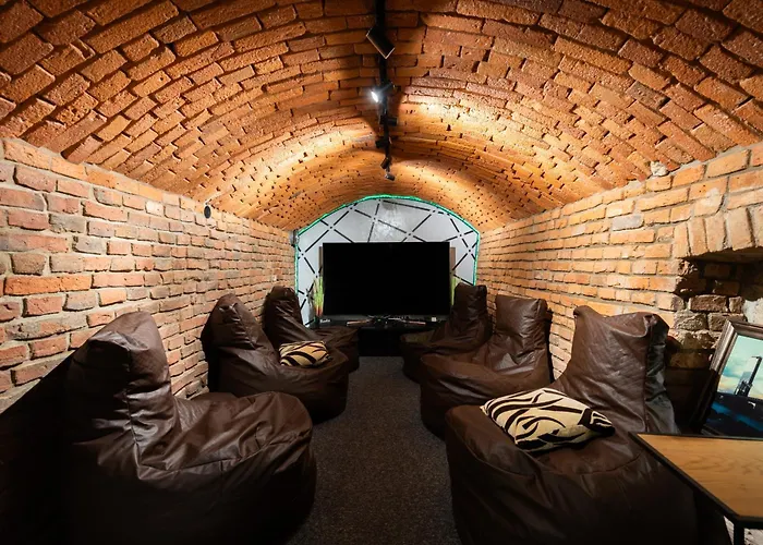 - Krakhouse * Krakow