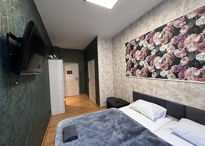 - Krakhouse Cracovia