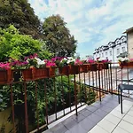 - Krakhouse Krakow