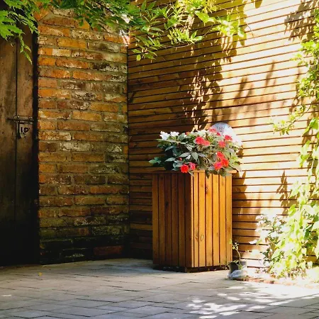 Apartmanhotel - Krakhouse *