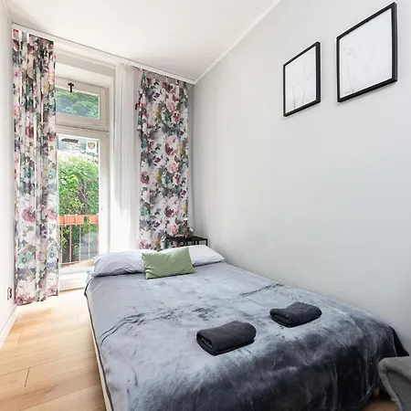 - Krakhouse Apartmanhotel Krakkó