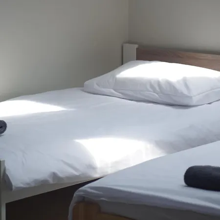 - Krakhouse Apartmanhotel