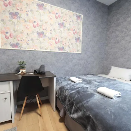 - Krakhouse Apartmanhotel Krakkó