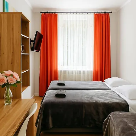 - Krakhouse * 克拉科夫