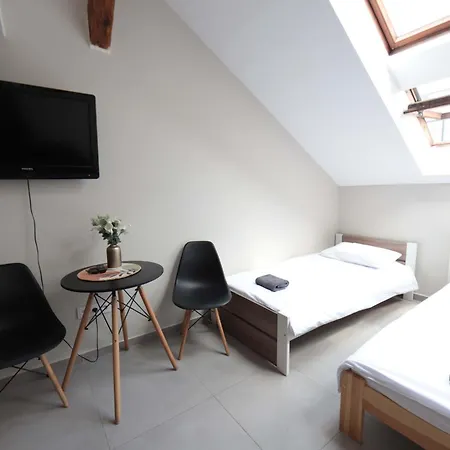 - Krakhouse 公寓式酒店 *