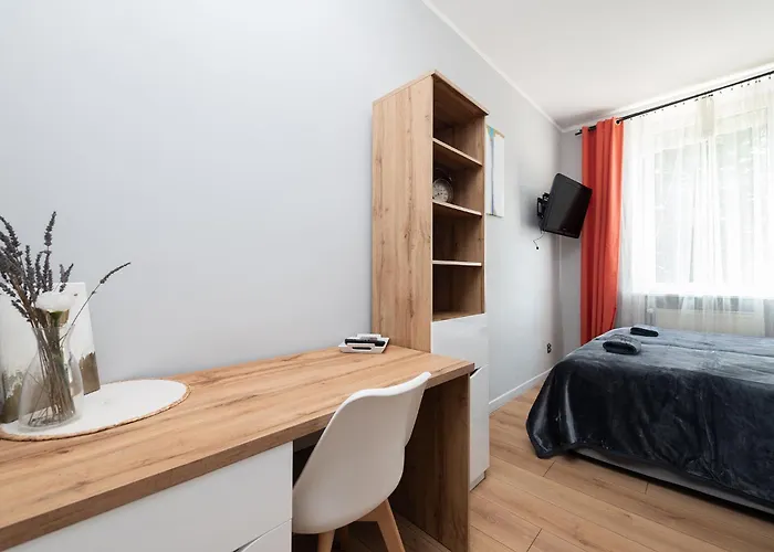 - Krakhouse Aparthotel