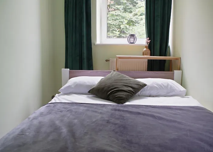 - Krakhouse Aparthotel