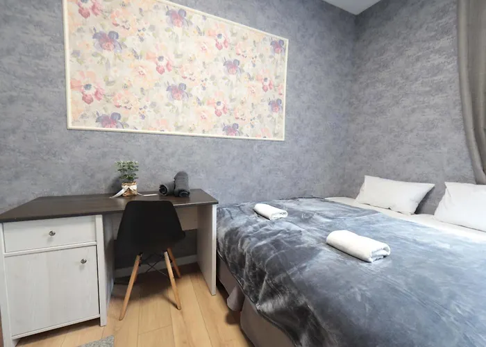 - Krakhouse Aparthotel Krakau